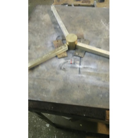BRASS PROPELLER TABLE