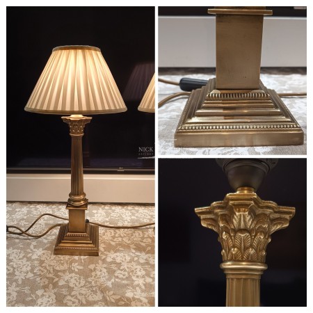 Ζευγάρι επιτραπέζια φωτιστικά Laura Ashley ορείχαλκο Κορινθιακή στήλη δεκαετία 1950