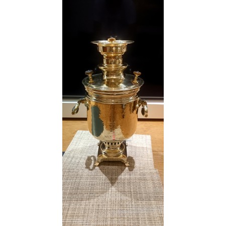 Σαμοβαρ Τσαρικής Αυτοκρατορίας 1721 έως το 1917 κατασκευή του διάσημου κατασκευαστή Βασίλειος Στεπάνοβιτς Μπατάσεφ (1842-1892)