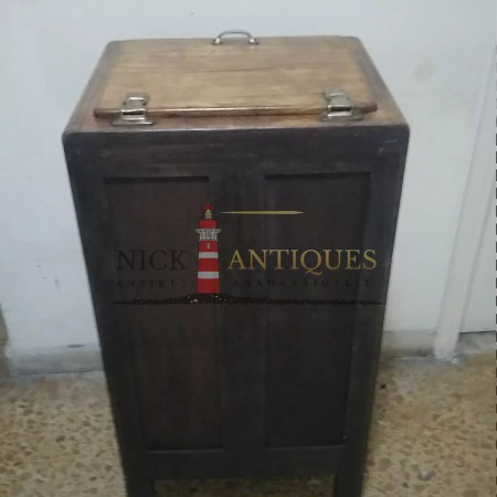 ΨΥΓΕΙΟ ΠΑΓΟΥ ΜΕ ΜΑΣΙΦ ΞΥΛΟ