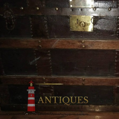 LARGE TRUNK MADE IN USA