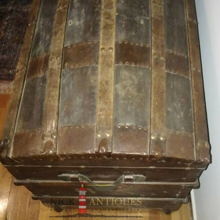 LARGE TRUNK MADE IN USA