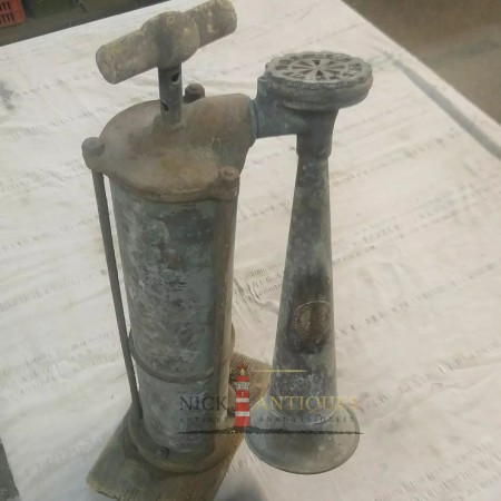 Tyfon-Patent Hand Fog Horn c. 1910