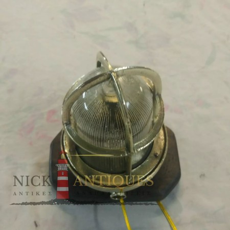 NAVY BRASS ENGINE ROOM SECURITY LIGHT
