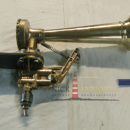 LARGE NAVAL HORN-BUROU AIR